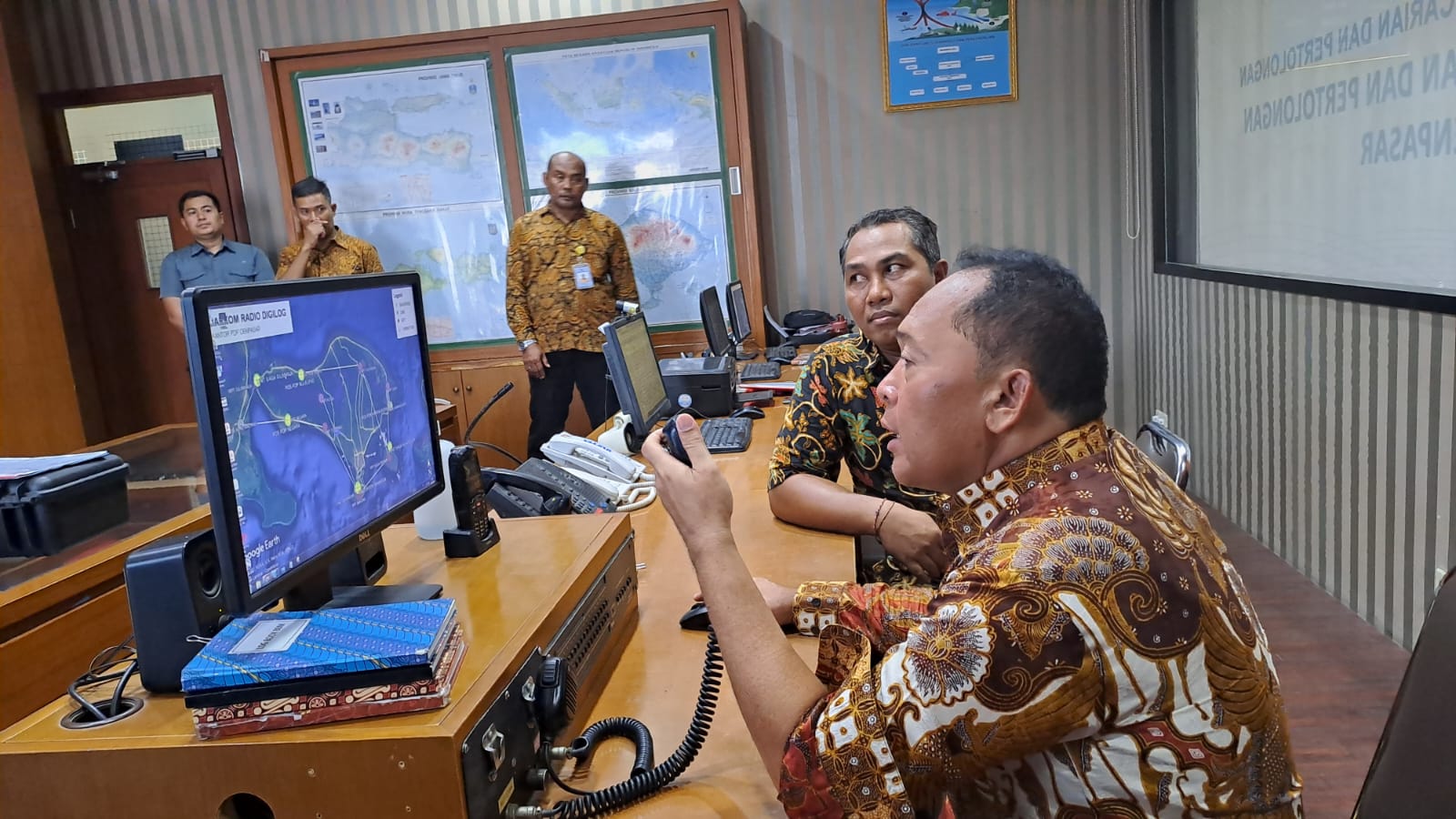 KUNJUNGAN DEPUTI SARANA DAN PRASARANA, DAN SISTEM KOMUNIKASI