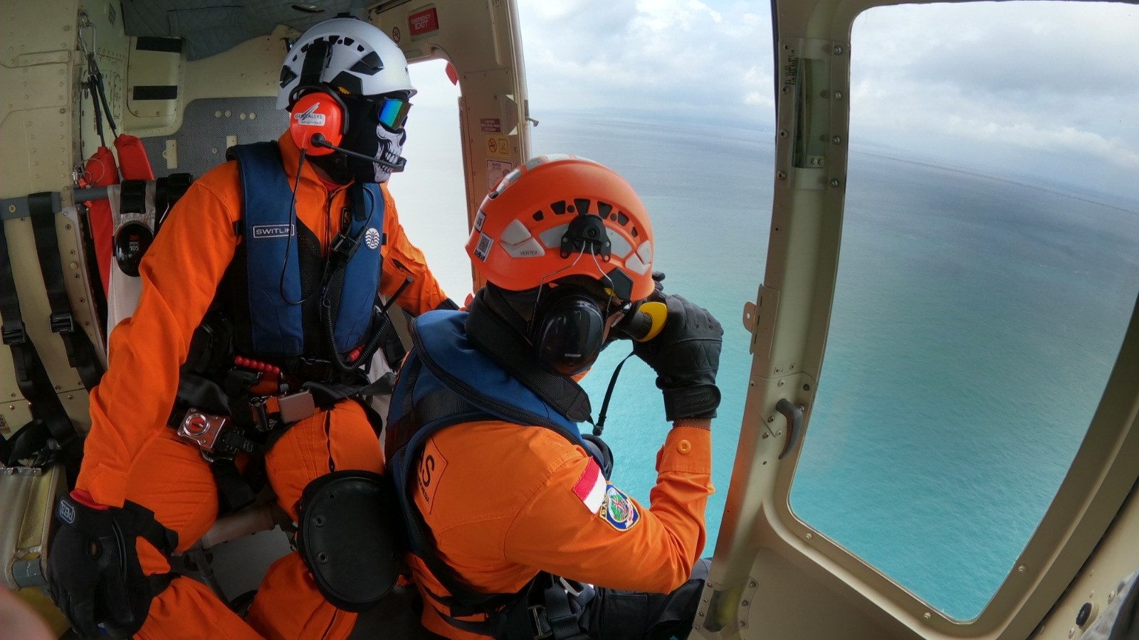 PERLUAS JANGKAUAN PENCARIAN NELAYAN HILANG, TIM SAR KERAHKAN HELIKOPTER FINNS SGi AIR BALI