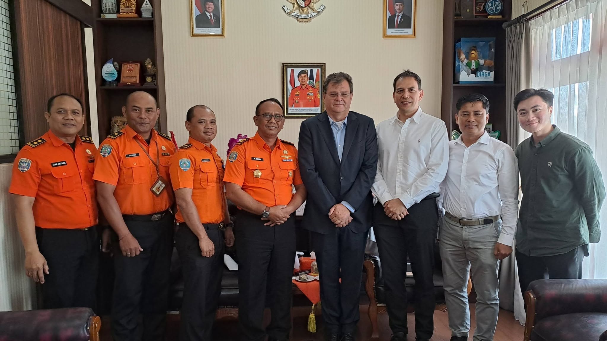 AUDIENSI PERWAKILAN KEDUBES BELANDA KE KANTOR PENCARIAN DAN PERTOLONGAN DENPASAR